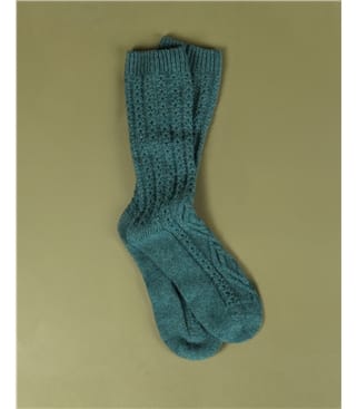 Herrensocken aus Lammwolle mit Kabelmuster