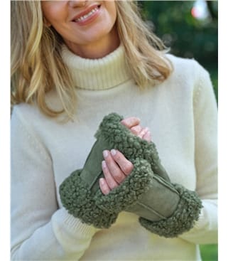 Fingerless Patch Mitten