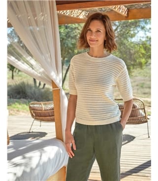 Texturierter Strickpulli mit Rundhalsausschnitt