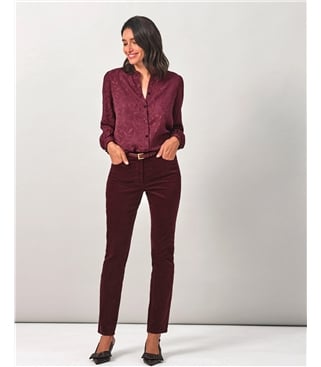 Röhrenjeans aus Samt