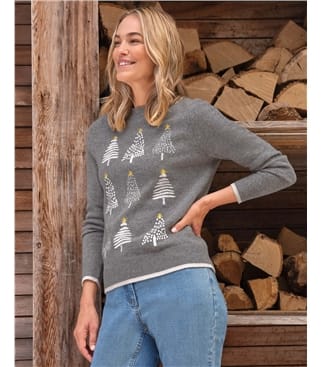 Pull brodé sapin de Noël 