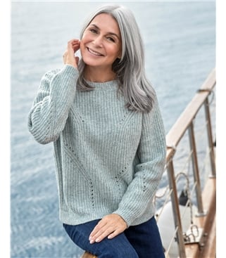 Rippstrickpullover mit U-Boot-Ausschnitt