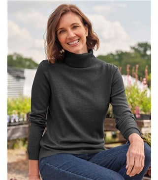 Cashmere and Merino Fitted Turtle Neck Knitted Sweater