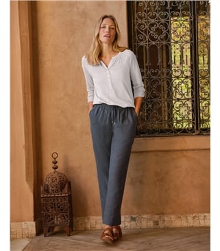 Leinenhose mit schmalem Saum