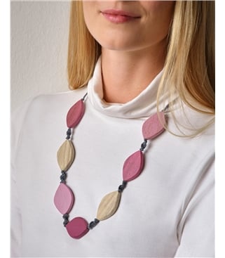 Kette aus Holzblättern 