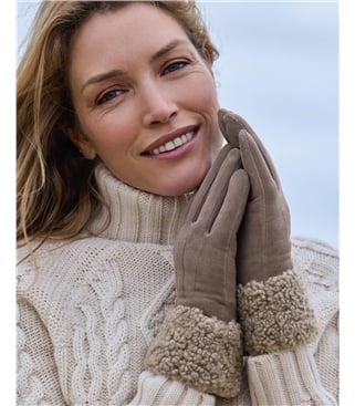 Cuffed Sheepskin Glove