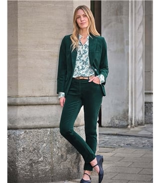 Röhrenjeans aus Samt