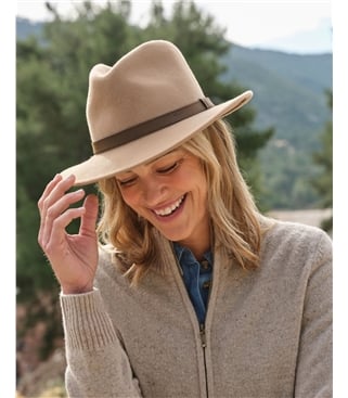 Plain Fedora