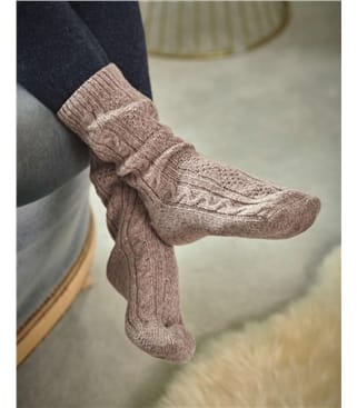 Womens Lambswool Cable Socks