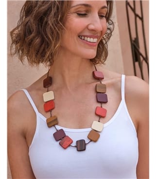 Collier de tremplin en bois