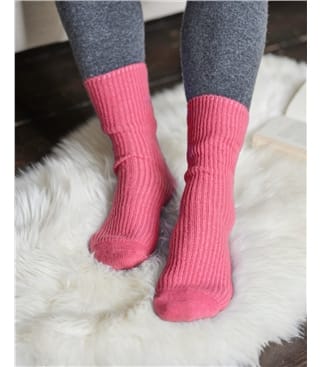 Bright Carnation | Womens Cashmere Merino Bed Socks | WoolOvers UK