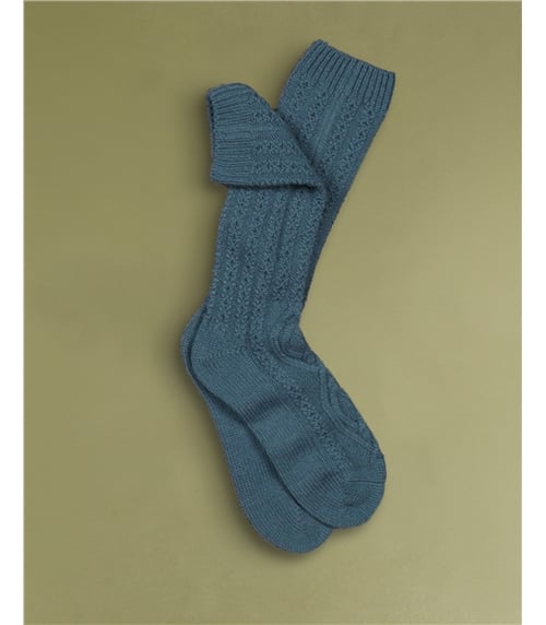 Herrensocken aus Lammwolle mit Kabelmuster