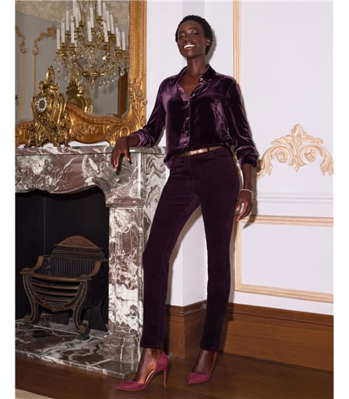 Röhrenjeans aus Samt