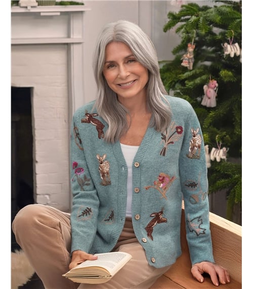 Strickjacke mit Herbstwald-Motiven