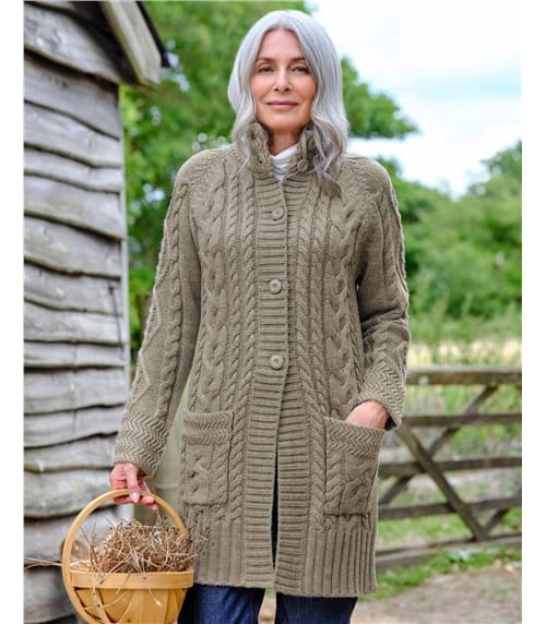 Langstrickjacke mit Aran-Zopfmuster aus reiner Wolle für Damen