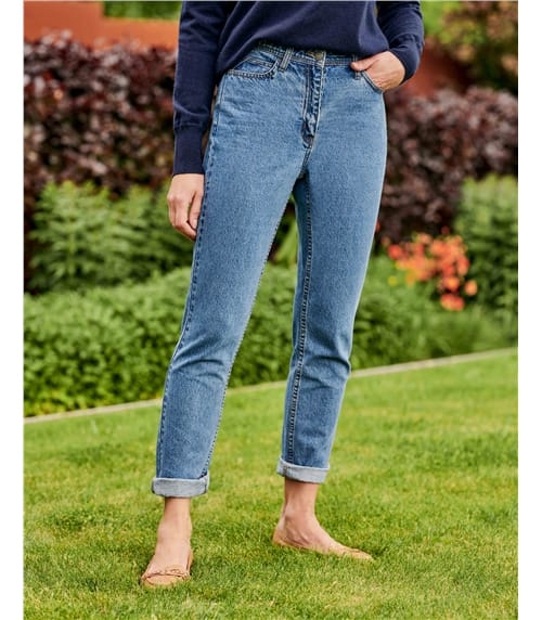 Relaxed Tapered Leg Jeans