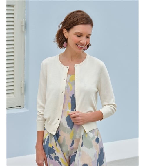 Kurz geschnittene Strickjacke mit 3/4-langen Ärmeln aus Seide und Baumwolle für Damen