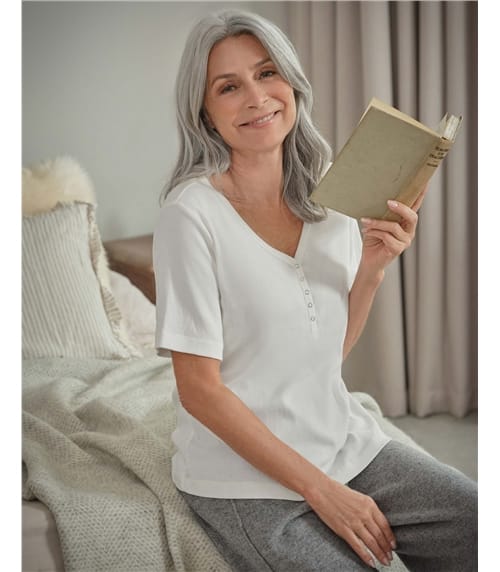 Kurzärmliges, geripptes Henley-Top