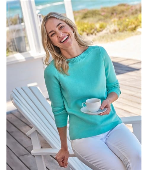 Pullover mit U-Boot-Ausschnitt