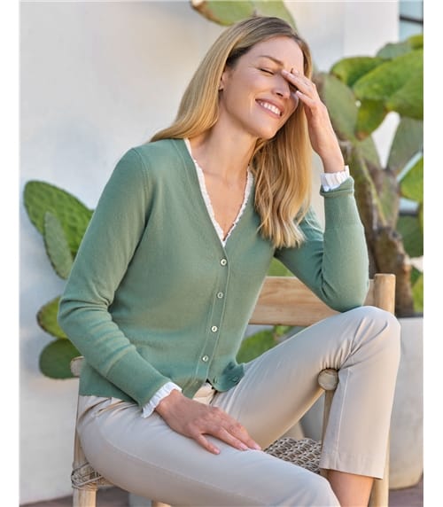 Kaschmir Strickjacke mit V-Ausschnitt