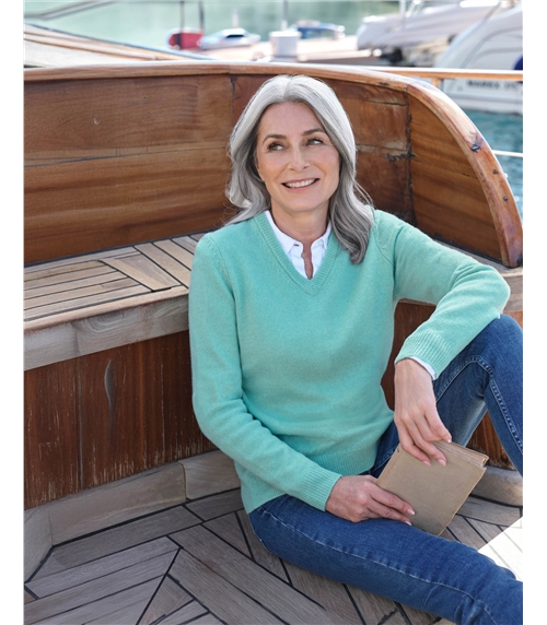 Womens Lambswool V Neck Jumper