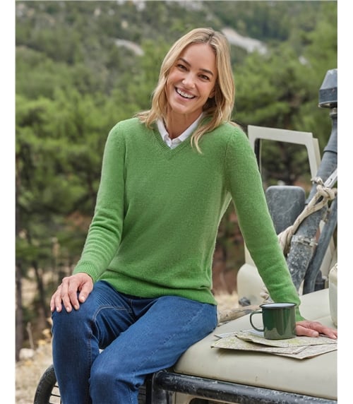 Womens Lambswool V Neck Jumper