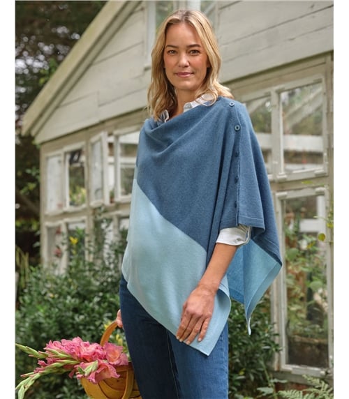 Poncho mit Knöpfen aus Kaschmir & Merinowolle