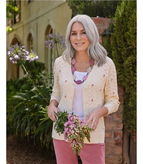 Pointelle-Strickjacke mit gestickten Blumen