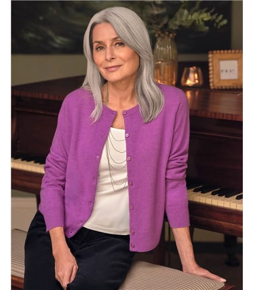 Luxuriöse kurze Strickjacke aus reinem Kaschmir