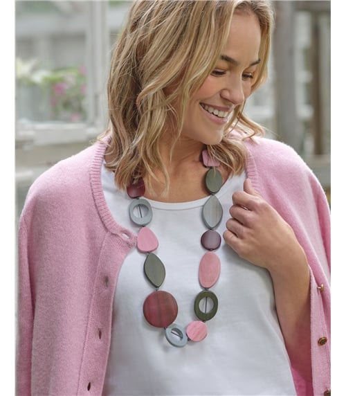 Long collier en bois