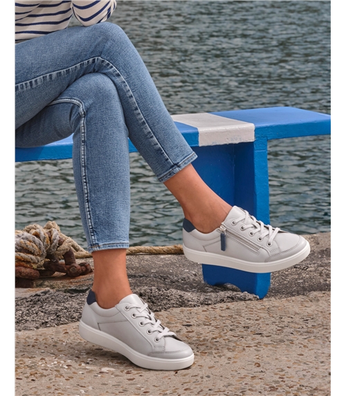 Hotter Chase II Trainers