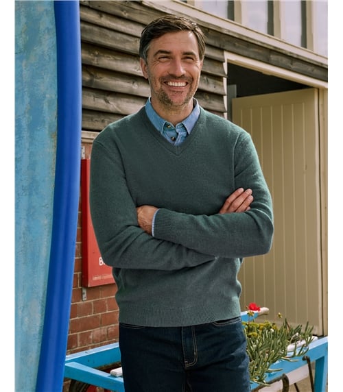 Mens Lambswool V Neck Jumper