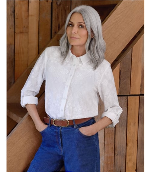 Chemise classique brodée