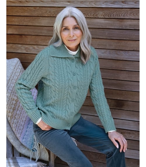 Cable Button Collar Cardigan