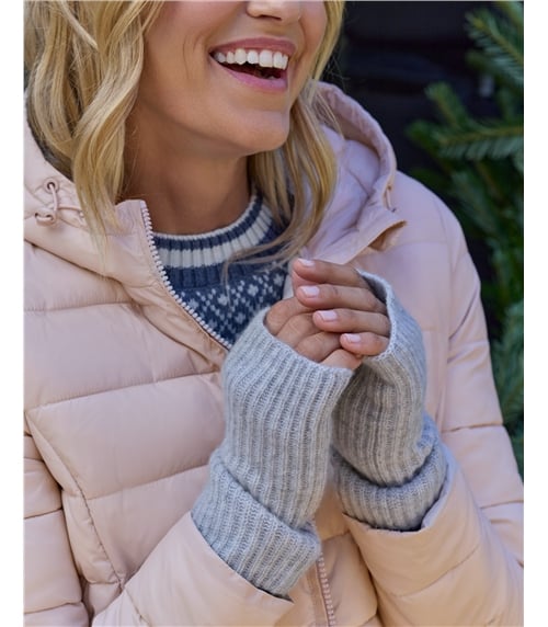 Ribbed Cashmere Wrist Warmers