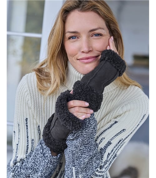 Fingerless Patch Mitten