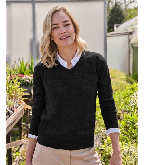 Womens Lambswool V Neck Sweater