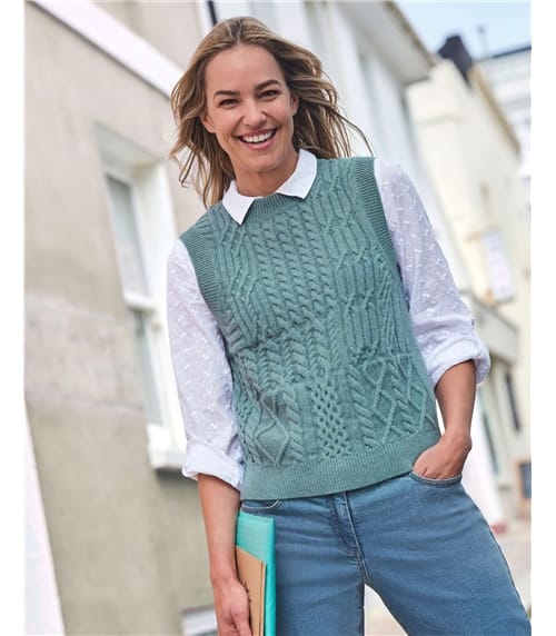 Cable Crew Neck Vest