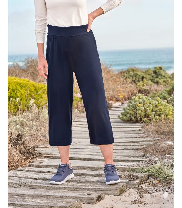 Stretch High Rise Cropped Pant