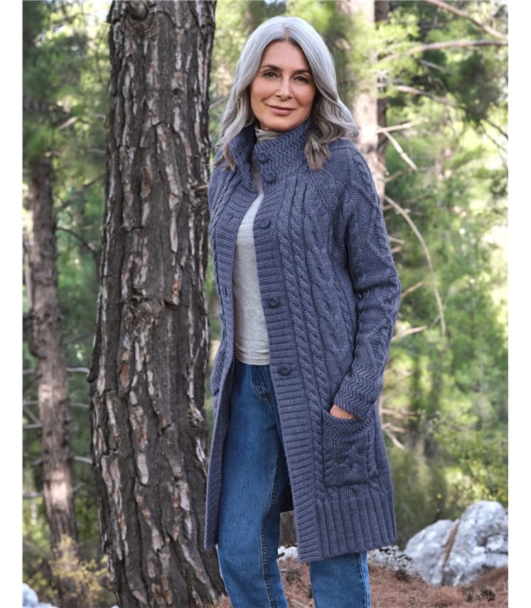 Женское аранское пальто из натуральной овечьей шерсти
