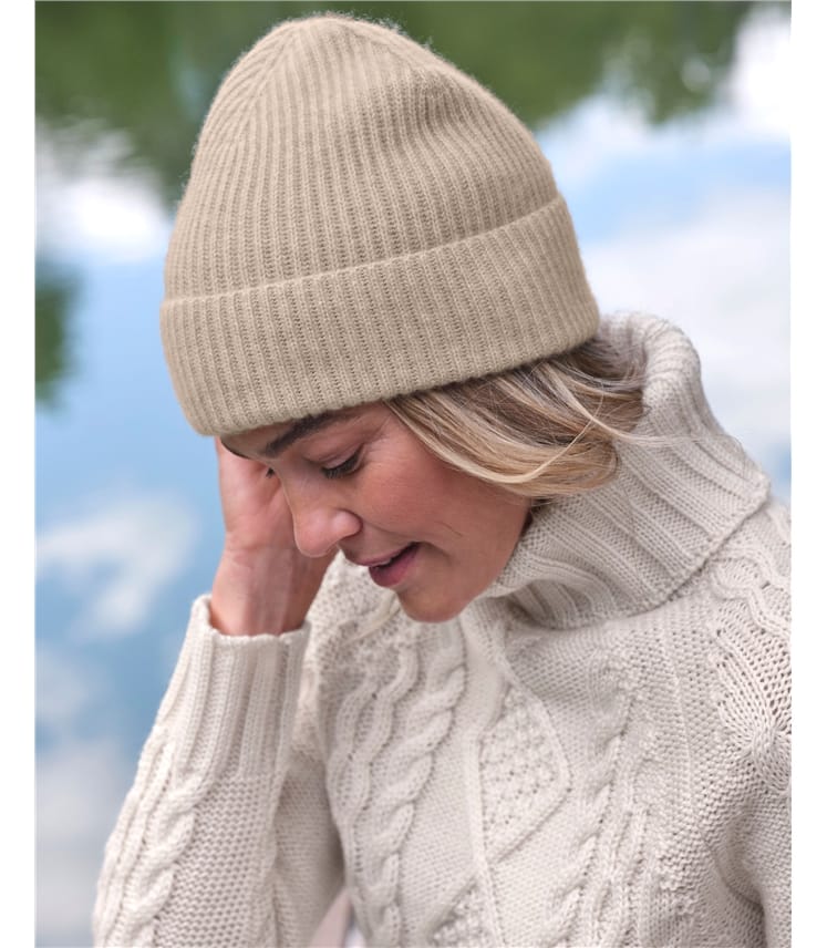Ribbed Cashmere Hat