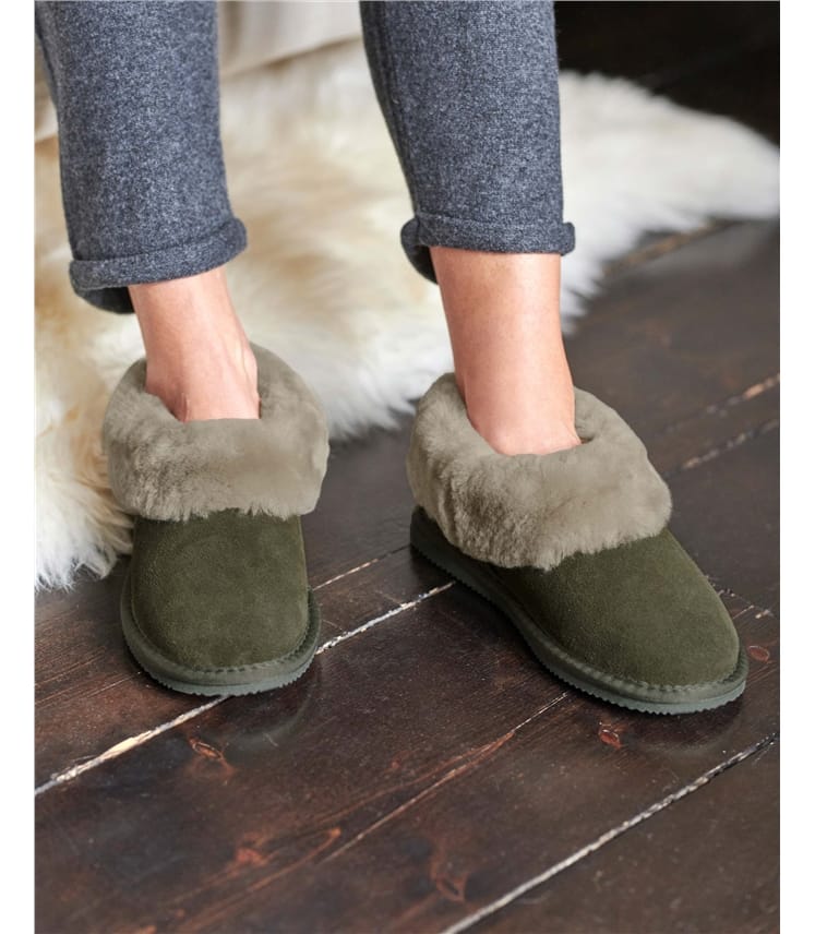 Womens Short Sheepskin Slipper Boot