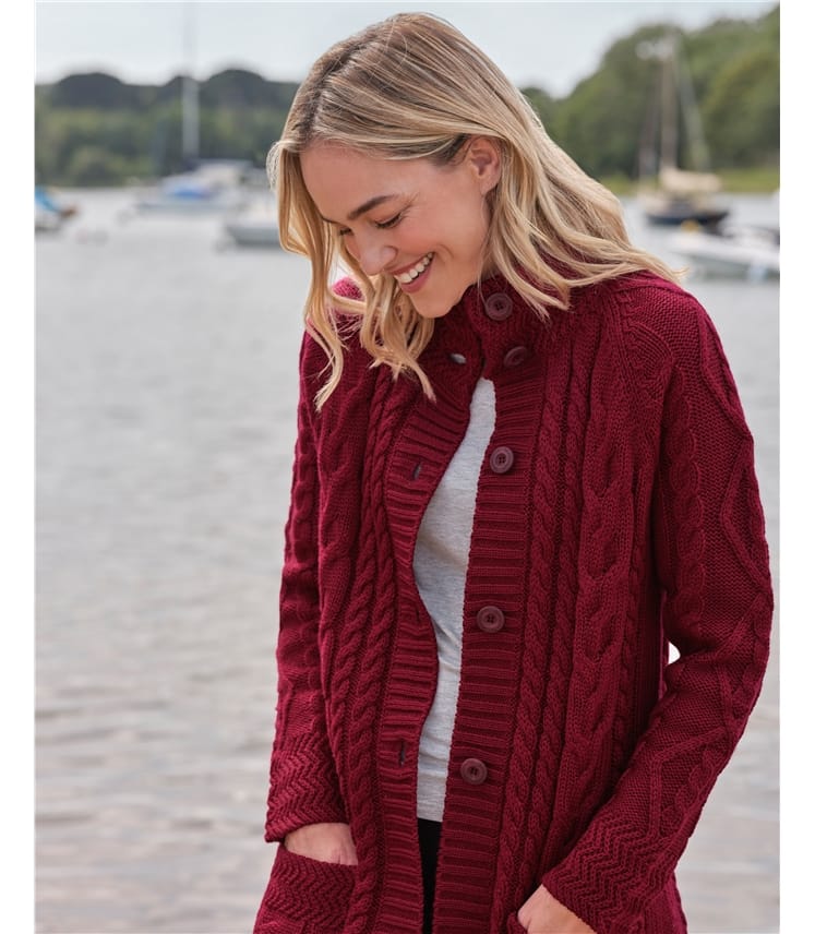 Langstrickjacke mit Aran-Zopfmuster aus reiner Wolle für Damen