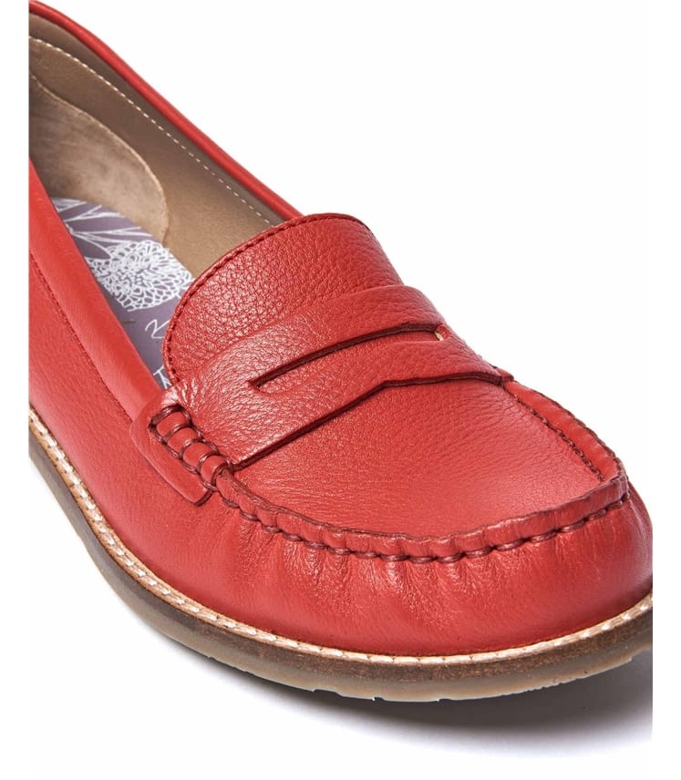 Bright hot sale red loafers