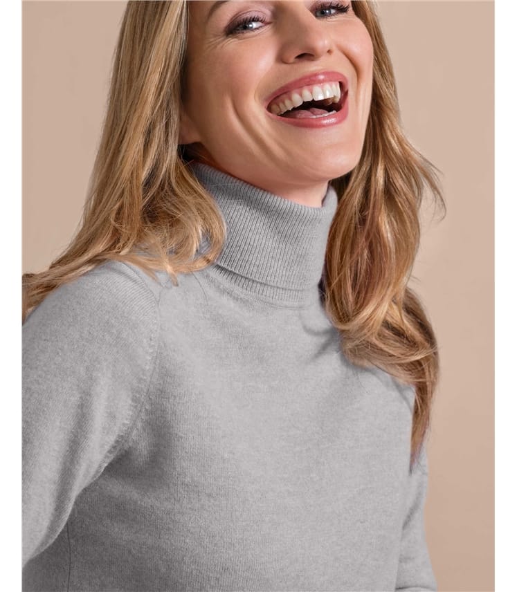 Heather Dove, Womens Cashmere Turtle Neck Sweater