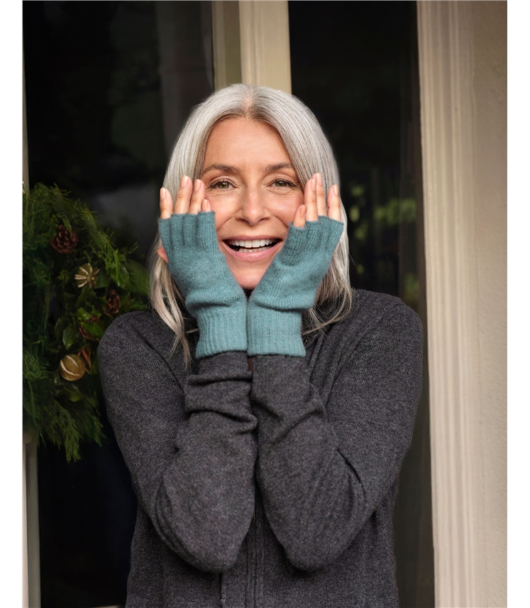 Womens Lambswool Fingerless Gloves