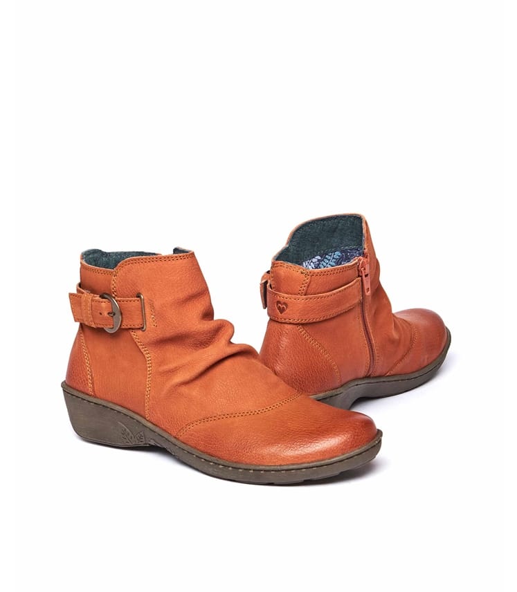 rust nubuck