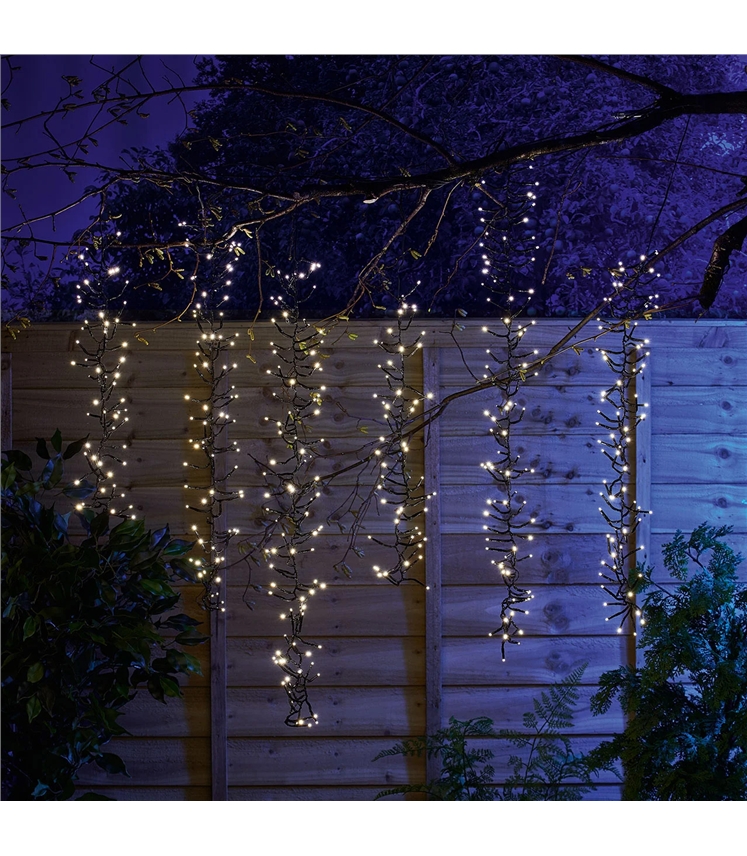 Cascading 480 LED Lights