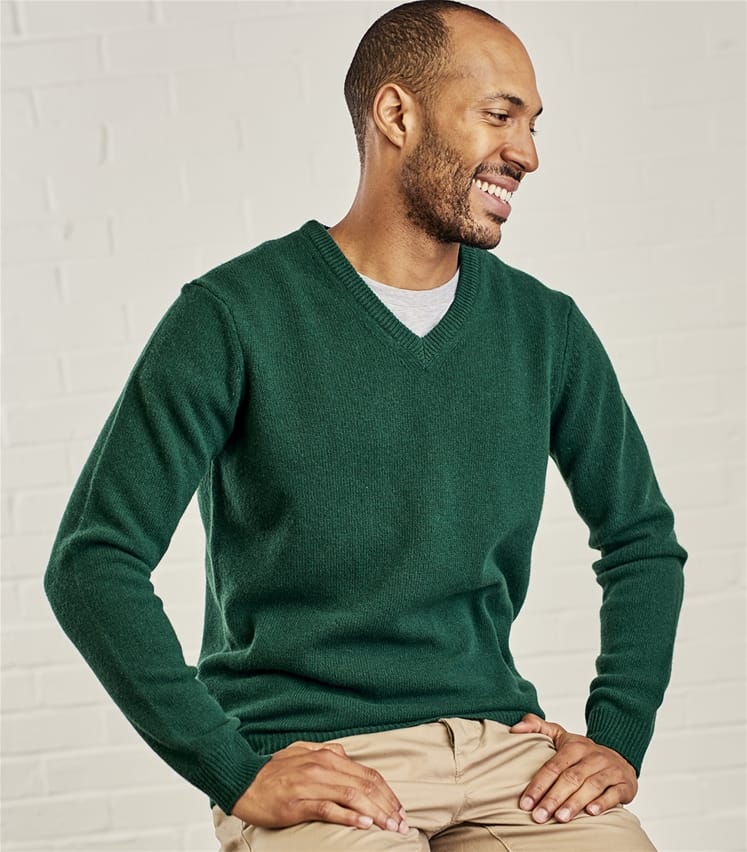 Bottle Green | Mens Lambswool V Neck Knitted Sweater | WoolOvers AU