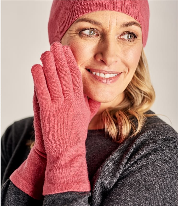 Soft Coral | Womens Pure Cashmere Hat | WoolOvers UK